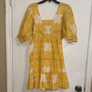 Chic Yellow Patterned Mini Dress